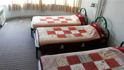 اتاق سه تخته هتل مهدی اردبیل
